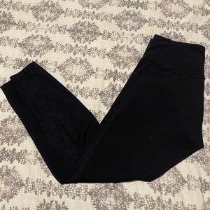 Lululemon leggings! 🍋